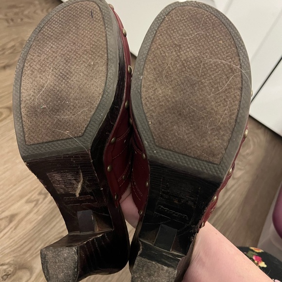 Maroon Mules - Picture 7 of 7